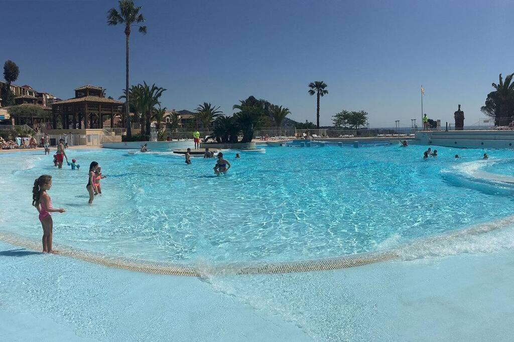 Dans Un Cadre D'Exception, Vue Mer Panoramique A Agay Cote D'Azur, Village Vacances Cap Esterel, T2 Avec Jardin, Golf, Climatisation, Wifi, 5 Piscines Сен-Рафаэль Экстерьер фото