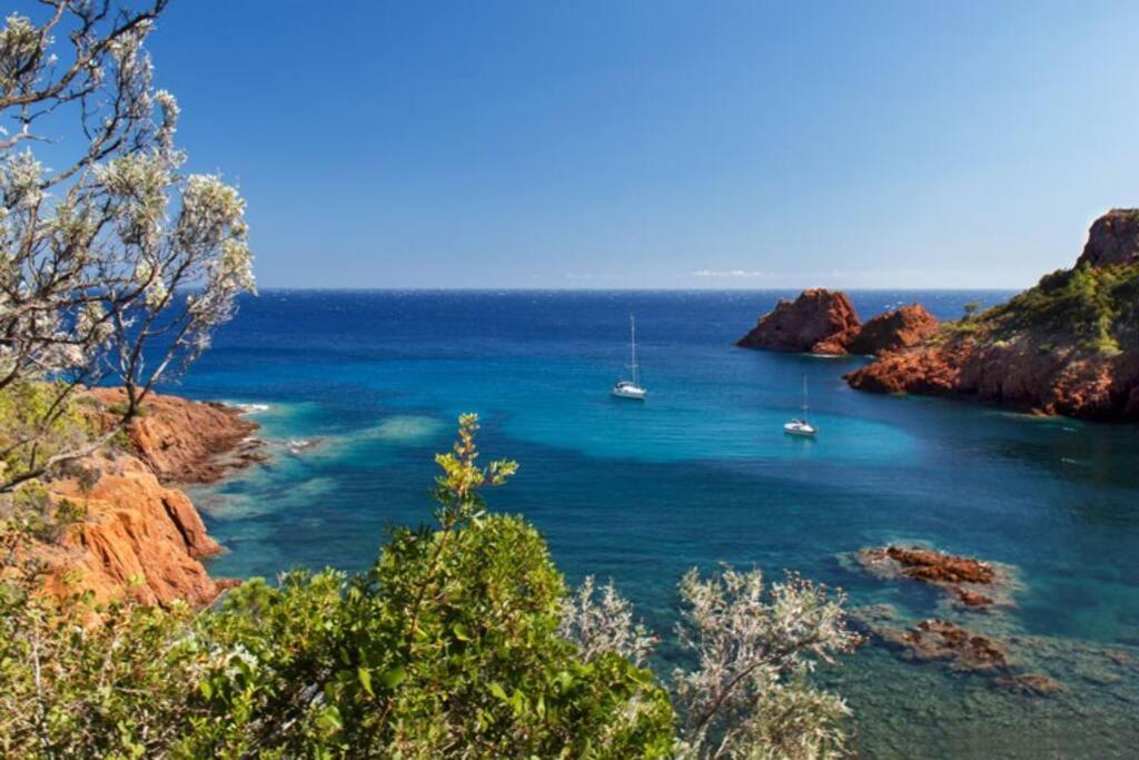 Dans Un Cadre D'Exception, Vue Mer Panoramique A Agay Cote D'Azur, Village Vacances Cap Esterel, T2 Avec Jardin, Golf, Climatisation, Wifi, 5 Piscines Сен-Рафаэль Экстерьер фото
