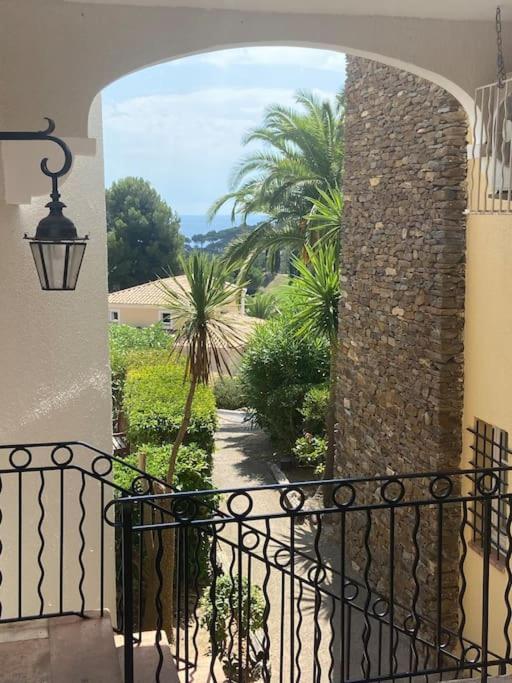 Dans Un Cadre D'Exception, Vue Mer Panoramique A Agay Cote D'Azur, Village Vacances Cap Esterel, T2 Avec Jardin, Golf, Climatisation, Wifi, 5 Piscines Сен-Рафаэль Экстерьер фото