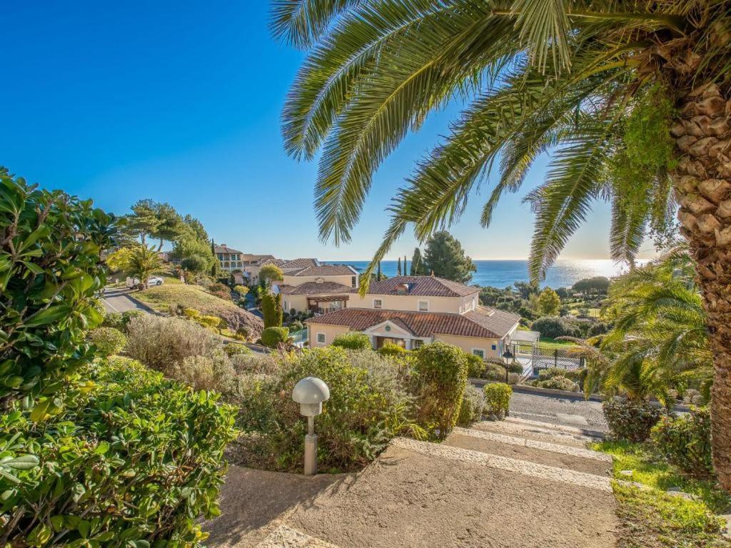 Dans Un Cadre D'Exception, Vue Mer Panoramique A Agay Cote D'Azur, Village Vacances Cap Esterel, T2 Avec Jardin, Golf, Climatisation, Wifi, 5 Piscines Сен-Рафаэль Экстерьер фото